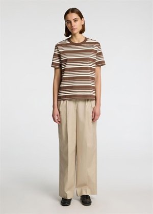Boxy-Luma ss o.neck tee Chestnut/Egret Stripes Selected Femme 